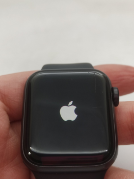 სმარტ საათი APPLE WATCH SE 40 MM ID: 252025-II