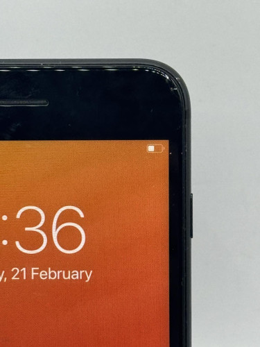 APPLE IPHONE 7 PLUS 32 GB ID: 518740-III