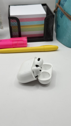 ყურსასმენი Apple Airpods 3rd Generation ID: 516652-VV