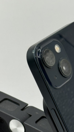 Apple iPhone 13 256 GB ID: 497312-I