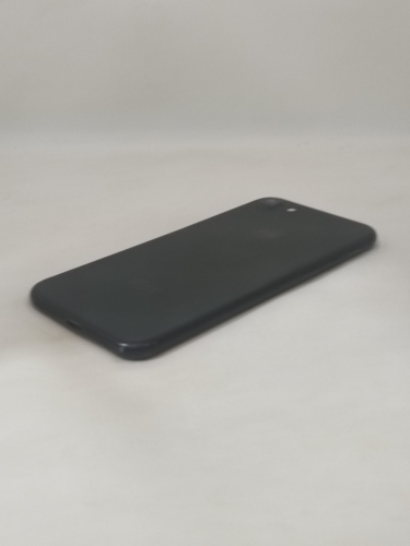 APPLE IPHONE 7 32 GB(ნაწილებად)  ID: 271615-IV